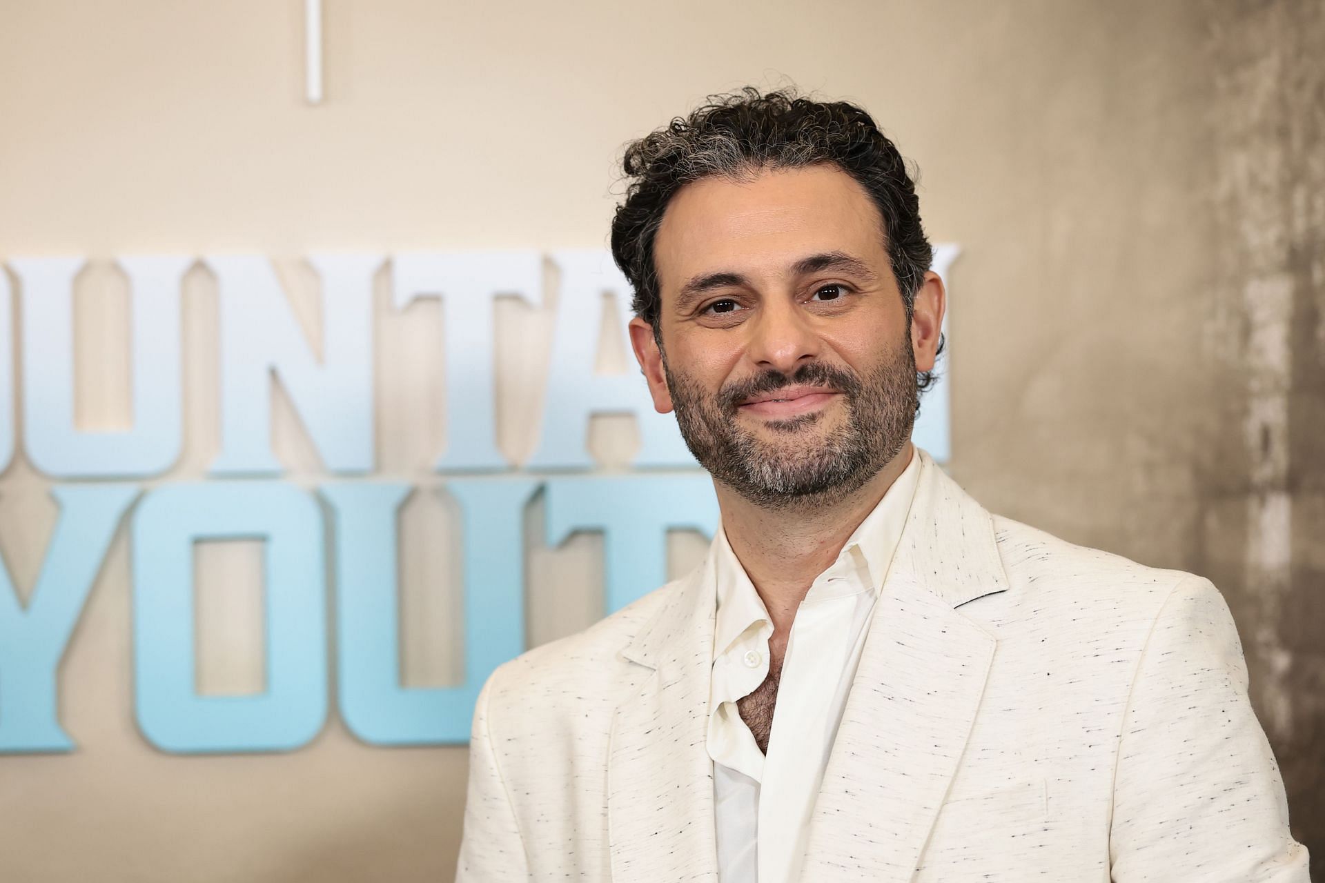 Arian Moayed attends Apple's movie premiere (Image via Getty)